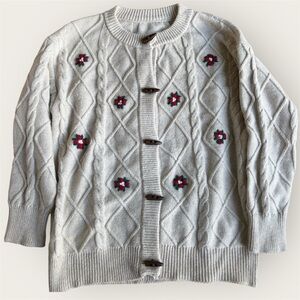 Cozy Floral Embroidered Cable Knit Cardigan Sweater wooden toggles medium (?)